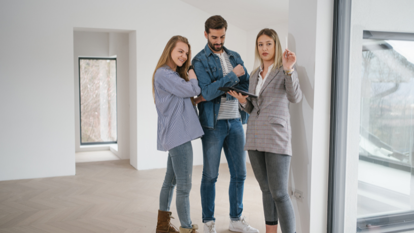 Por que imóveis simples costumam ter desempenho superior ao esperado? Alex Nabuco dos Santos explica por que imóveis simples superam expectativas de desempenho.